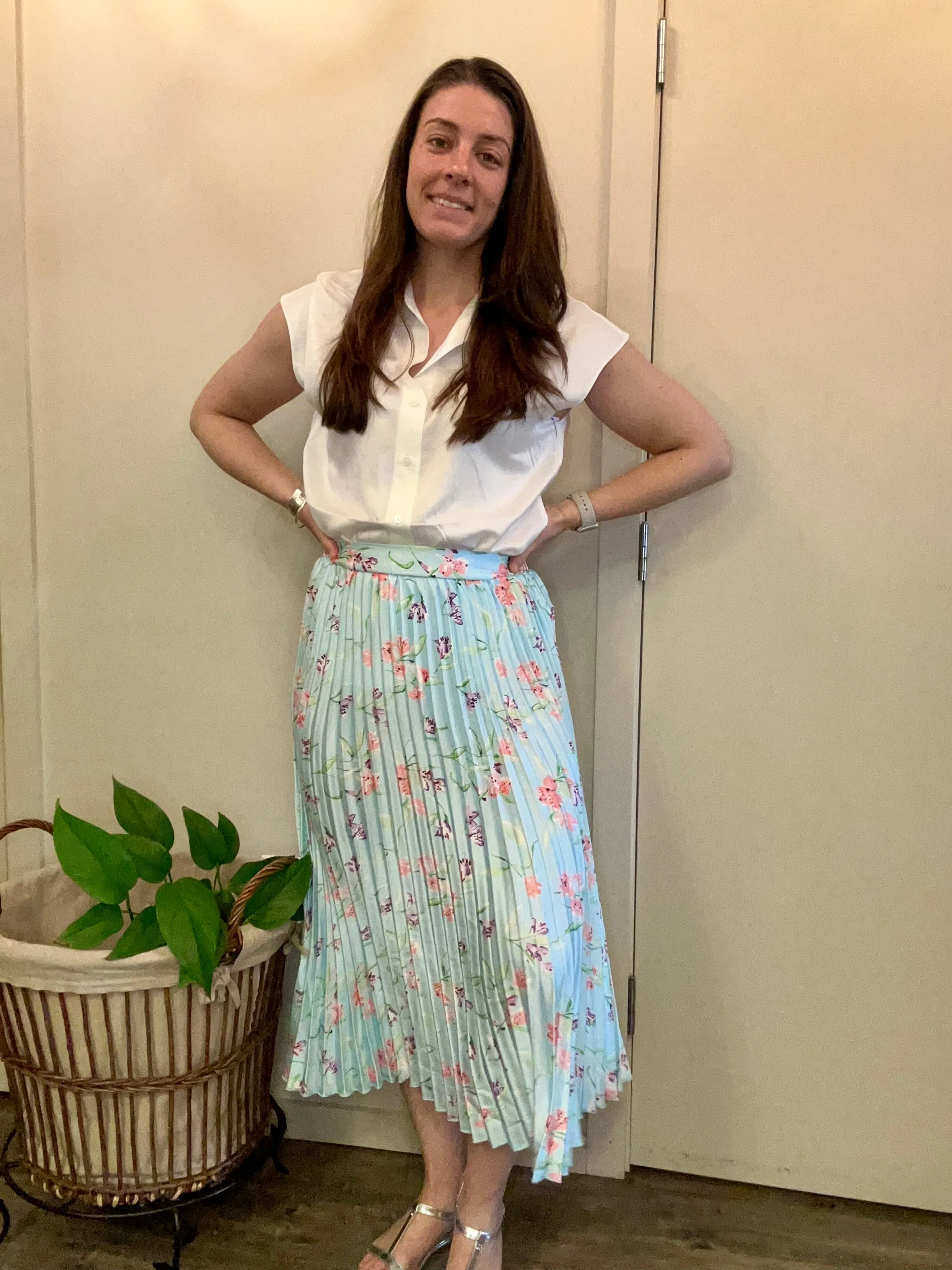Angeleye - Crystal Pleated Pull-On Skirt