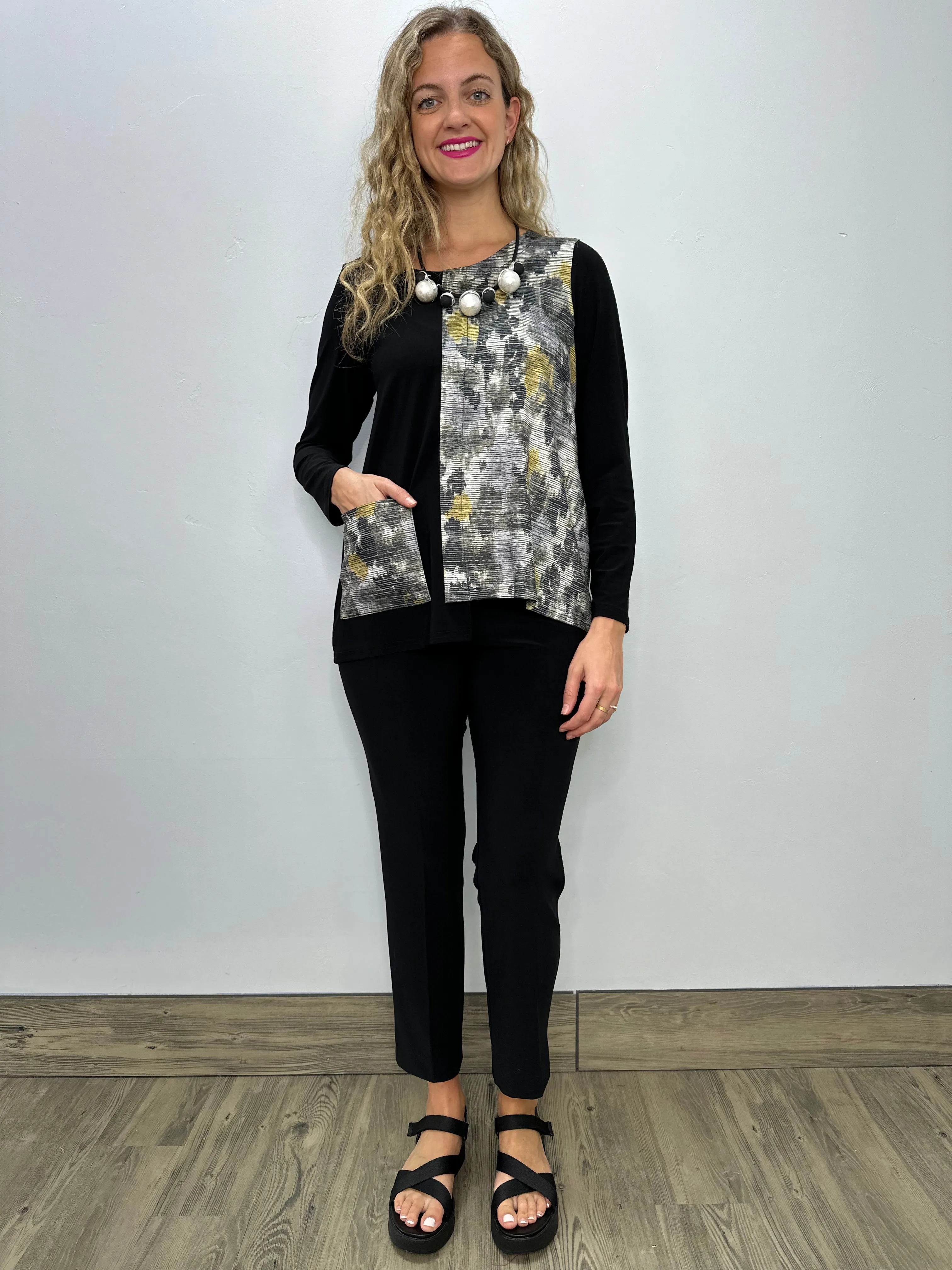 Black Pattern Long Sleeve Top with Pocket