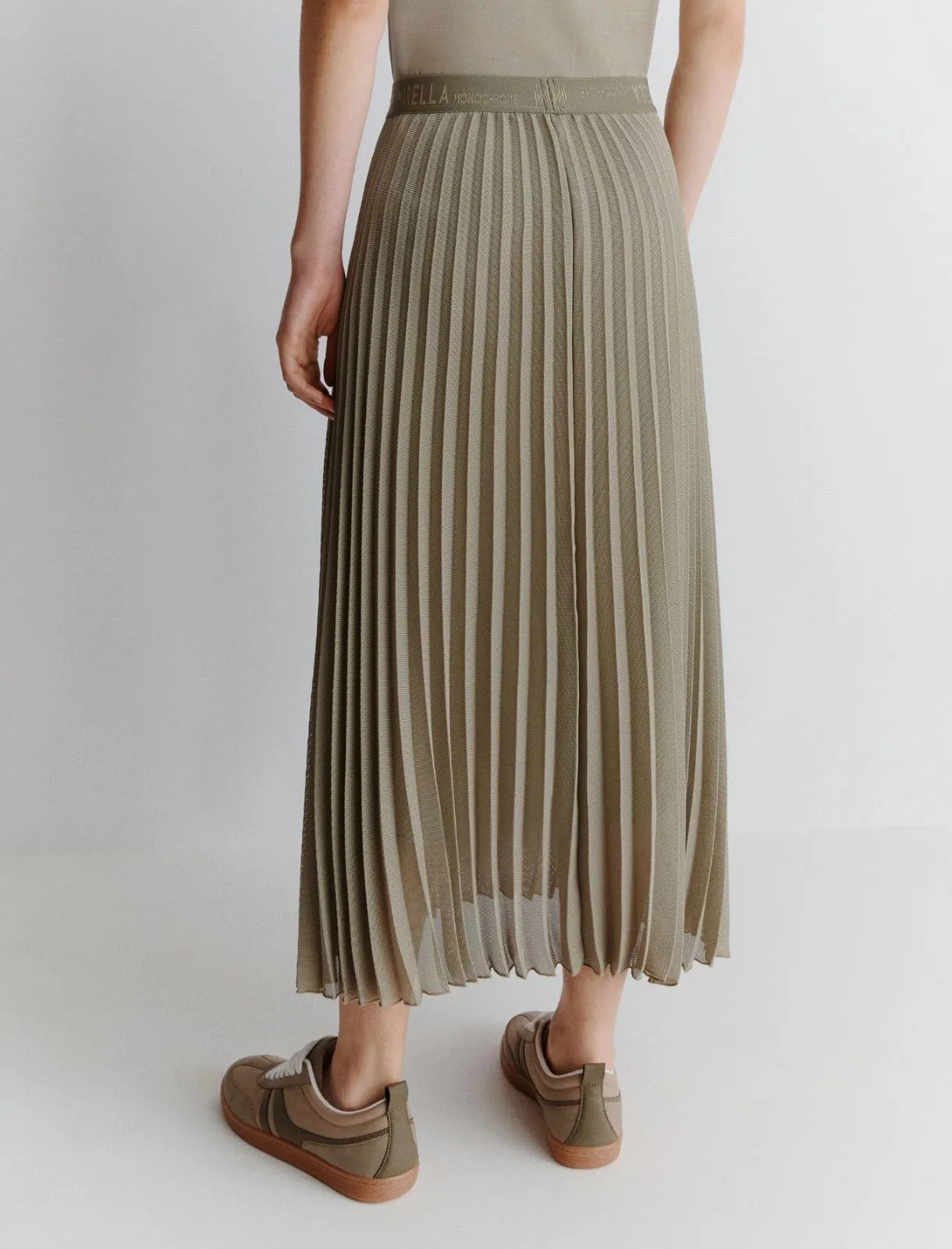 MRL-2513101065 ACERBO GREEN PLEATED SKIRT