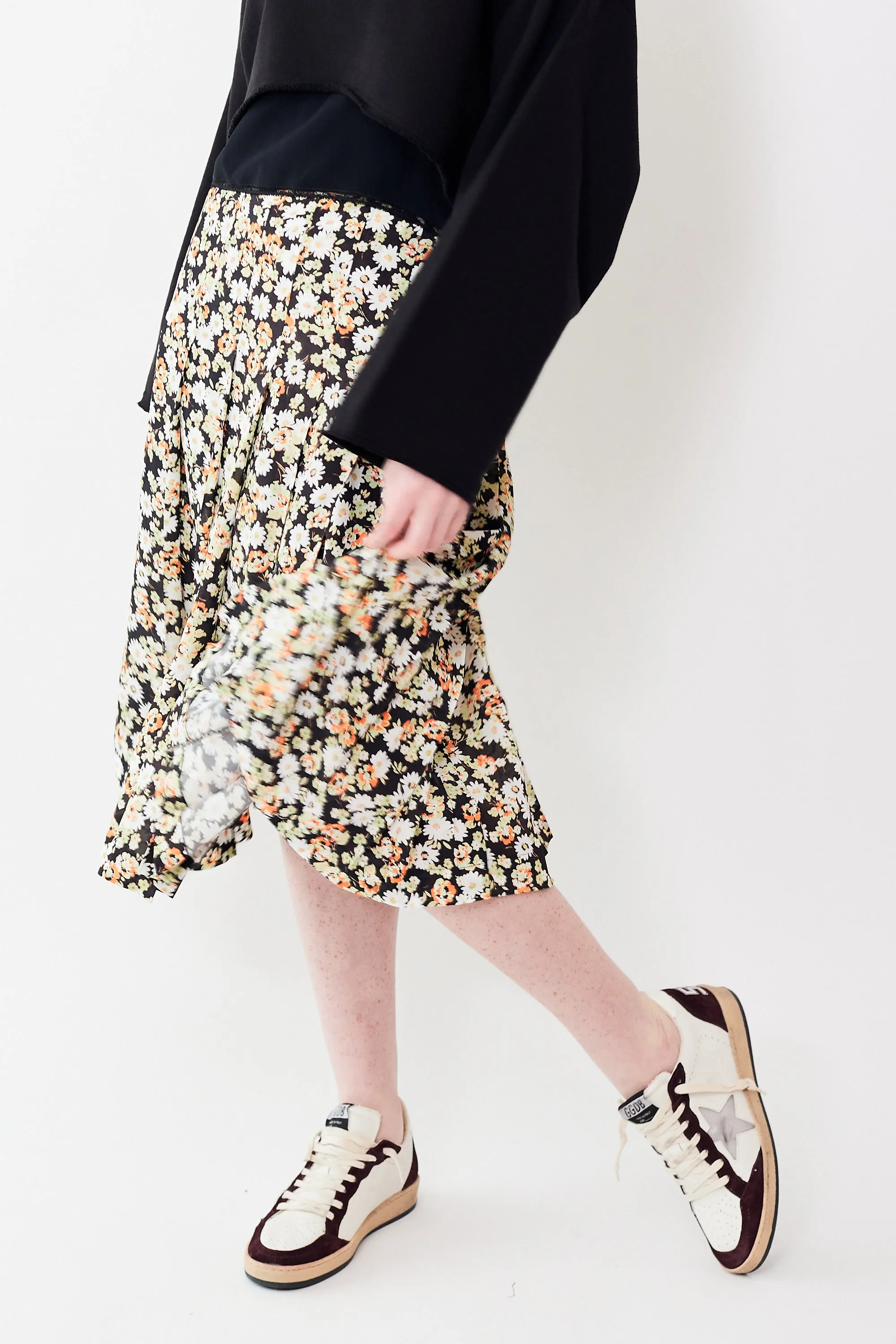 N°21 Flowing Floral Print Pleated Skirt