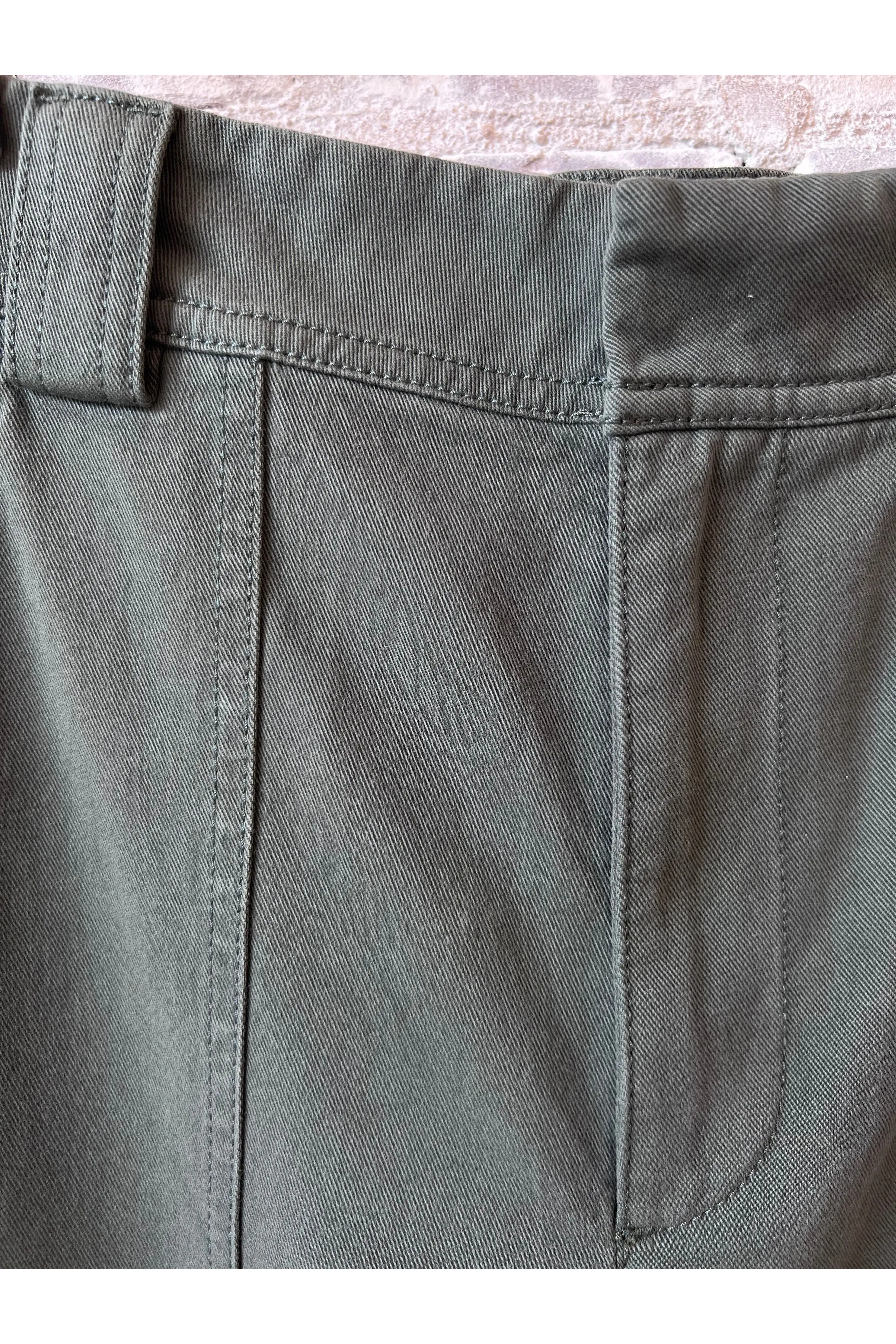 Rhannon Relaxed Pant - Pini Green