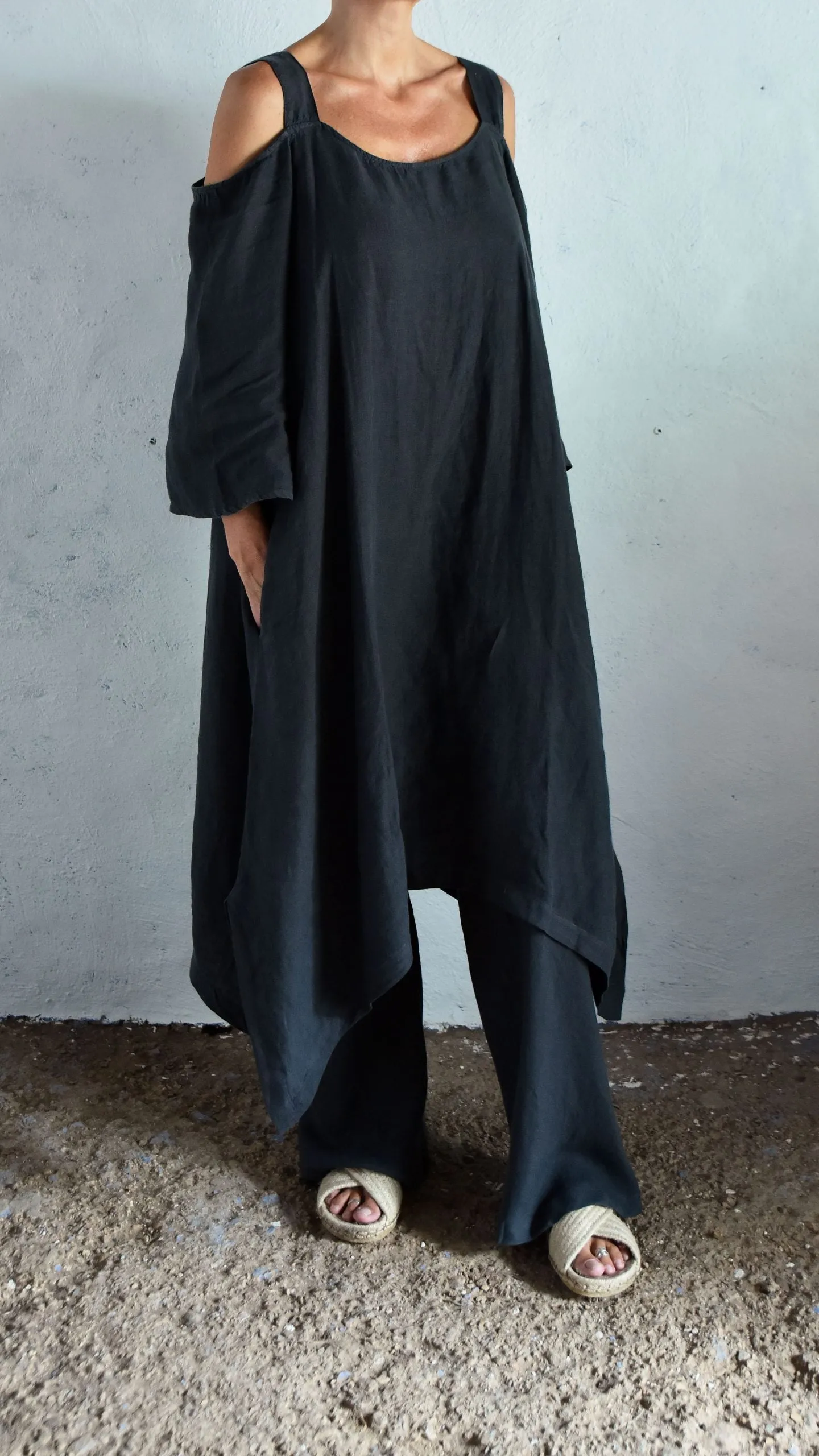 SLIP-ON DRESS - D003