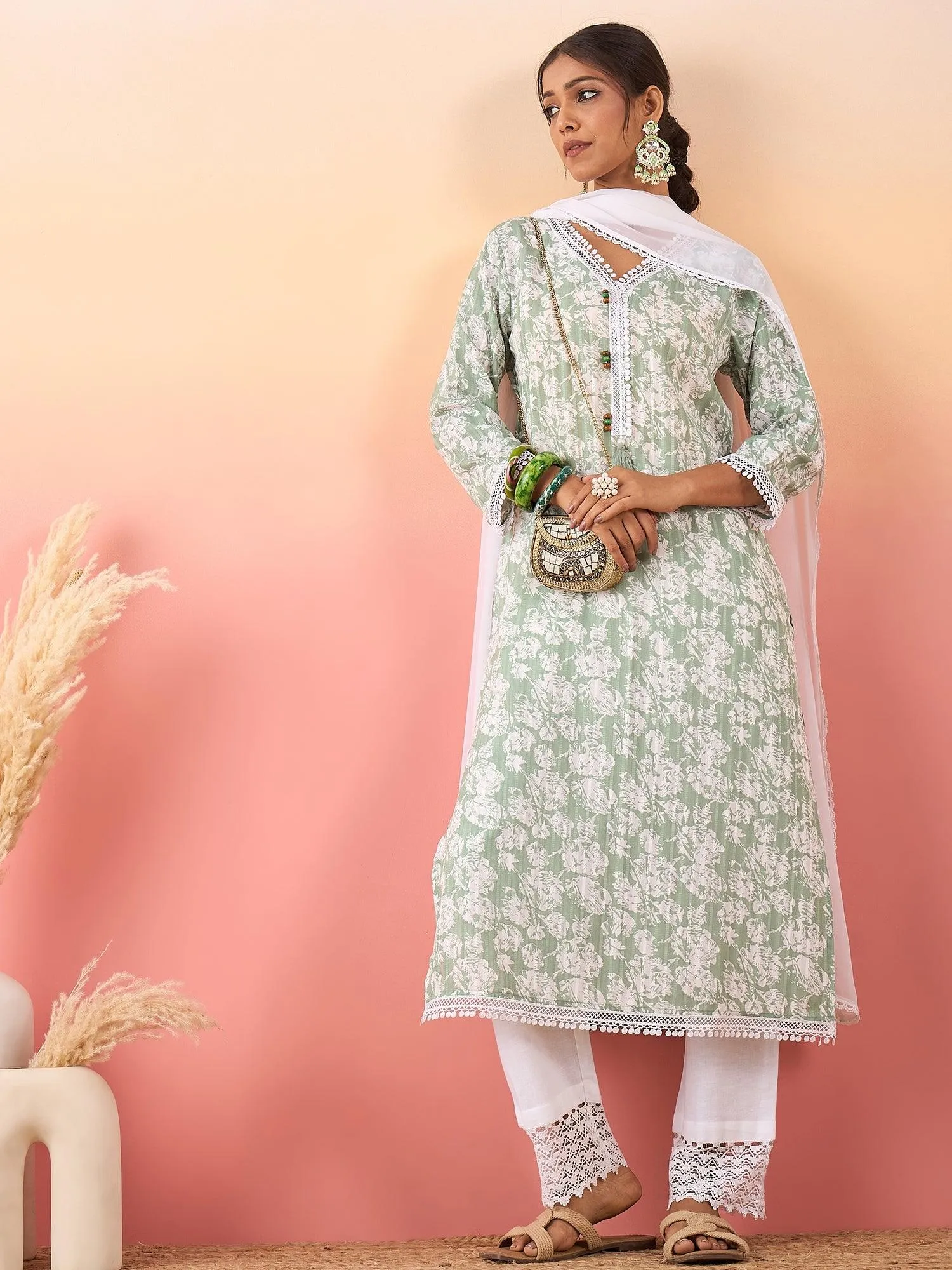 Women Paisley Printed Regular Kurta with Trousers & With Dupatta
