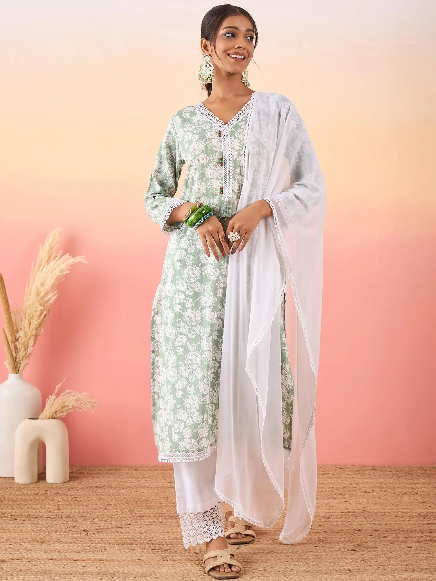 Women Paisley Printed Regular Kurta with Trousers & With Dupatta