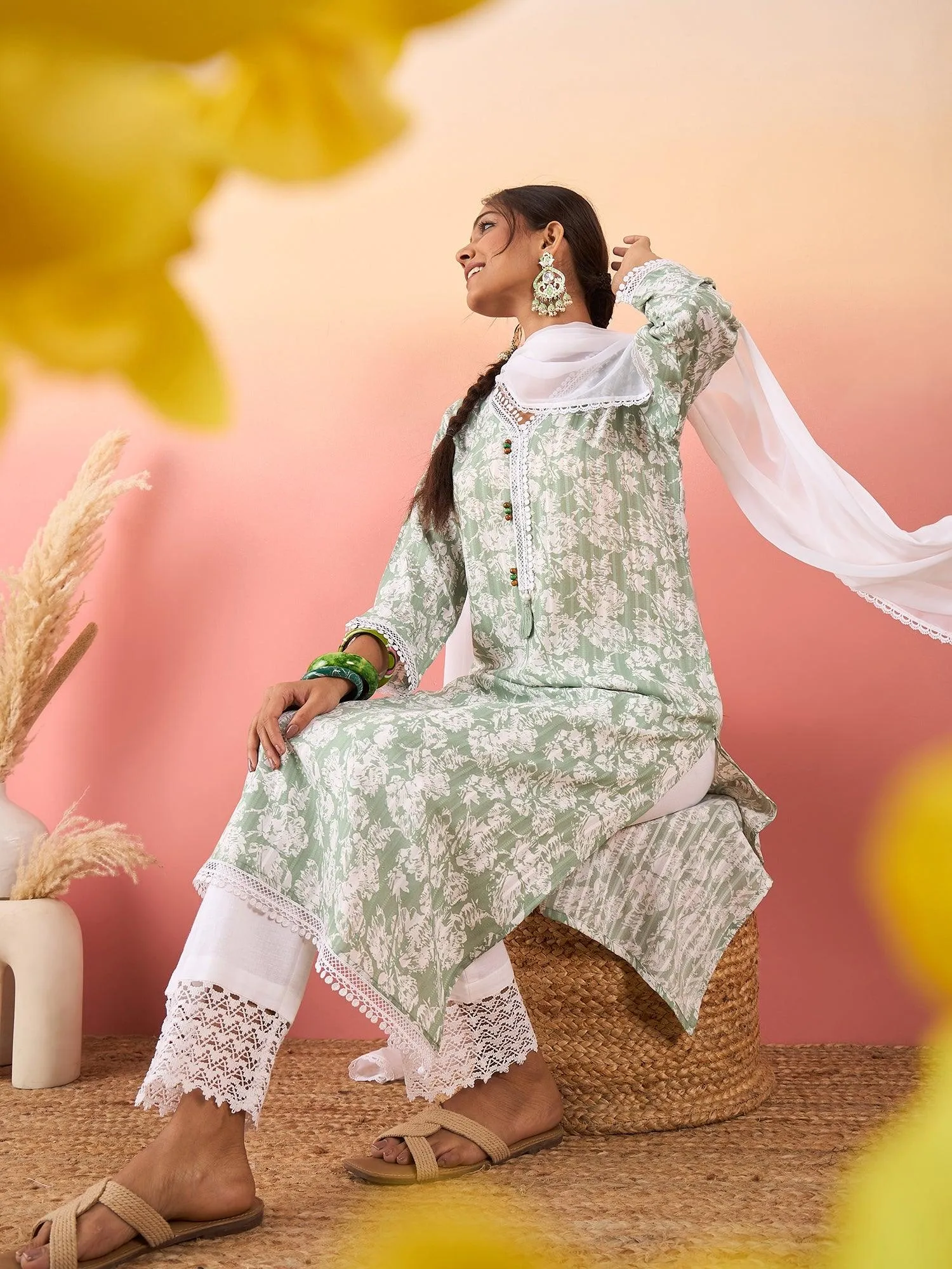 Women Paisley Printed Regular Kurta with Trousers & With Dupatta