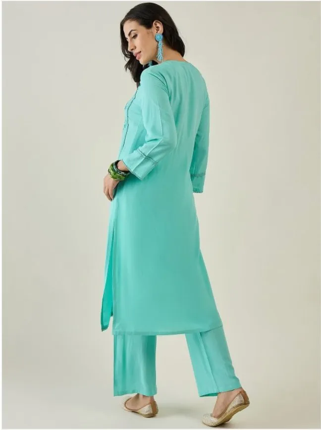 Women Yoke Design Regular Thread Work Kurta with Trousers